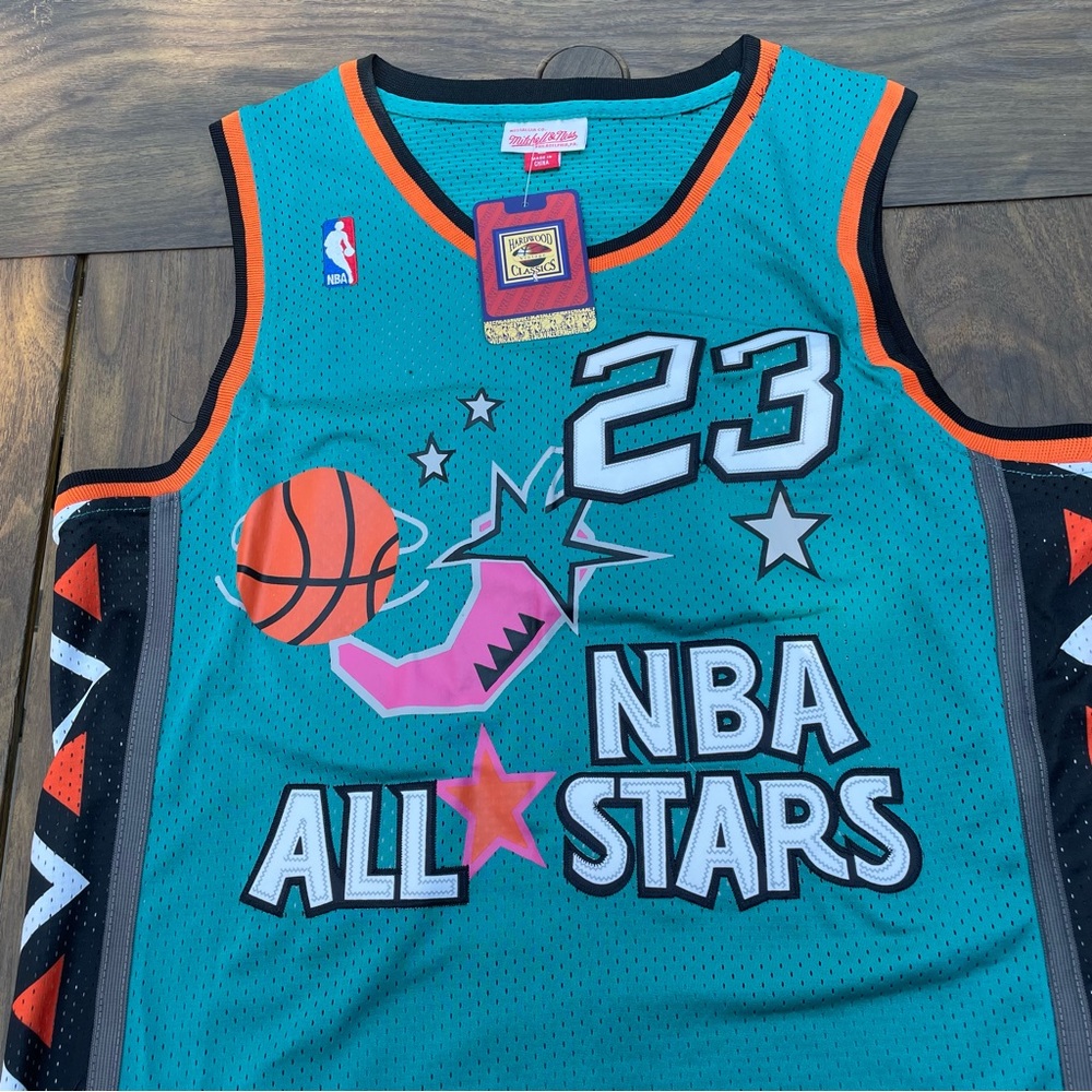 Mitchell & Ness Men's Chicago Bulls All Star '96 Michael Jordan #23 Teal Jersey - Picture 10 of 11